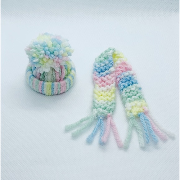 Beanie And Scarf Fits 6 Inch Doll Or Snowman Crafts - Picture 1 of 6